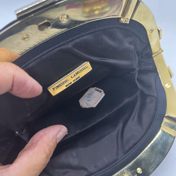 Vtg Finesse La Model Black Crossbody / Over Shoulder Bag - Picture 6 of 13